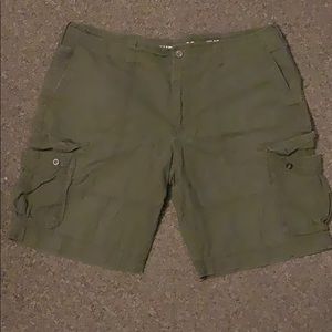 Men’s cargo shorts